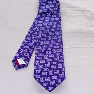 Beautiful Eton Purple Silk Tie w/ Camera Motif